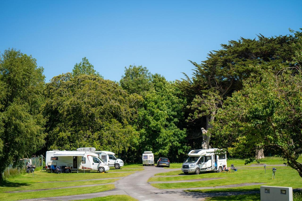 Estate Glamping Village *