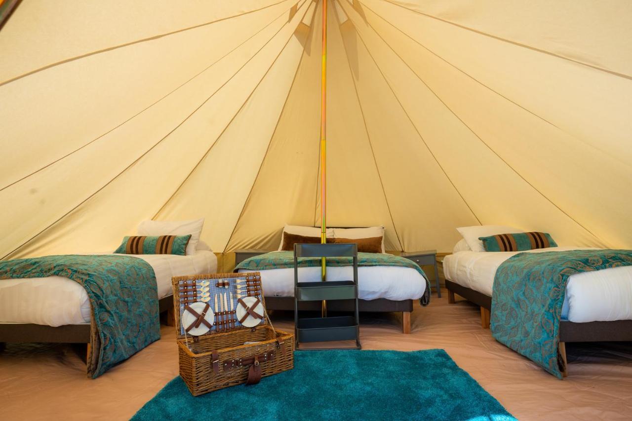 Estate Glamping Village * Westport